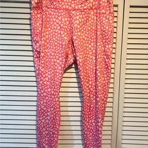 Crown & Ivy Pink Heart Patterned Women’s Leggings